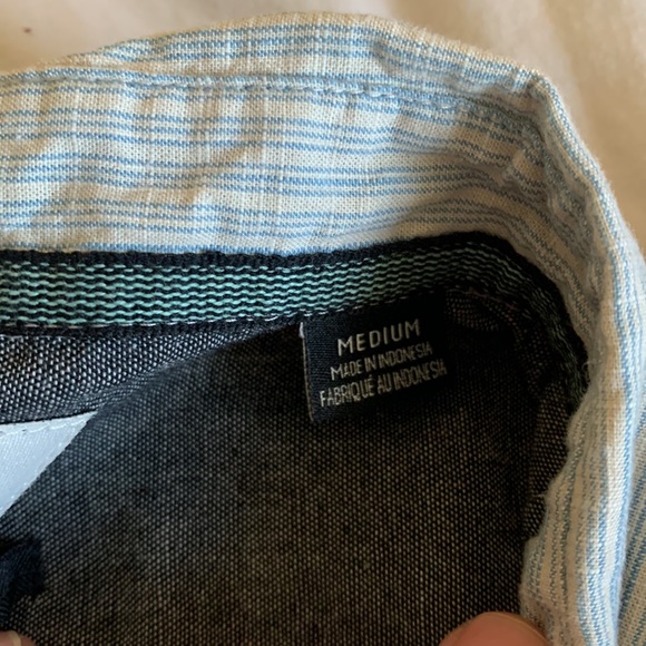 Vissla Striped Button Up T Shirt - Picture 3 of 3